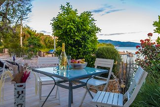 Design-Finca Apartment mit Garten