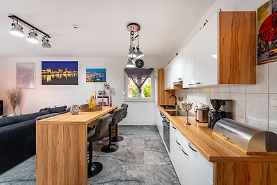 Design-Finca Apartment mit Garten