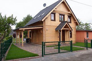 Ganz tolles Haus direkt am Wasser