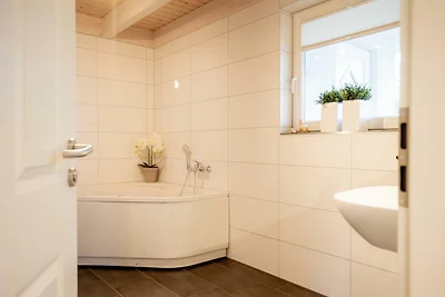 Dock 2 - tolles Ferienhaus für bis zu Perso...