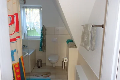 Ferienwohnung Familie Hempel - Haus Langendorfer Weg 1 A (oben)